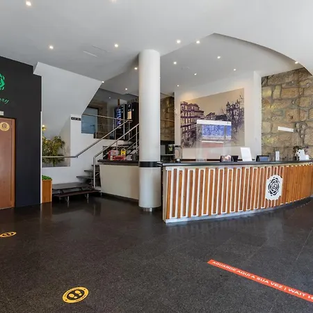 Legendary Hotel 3*