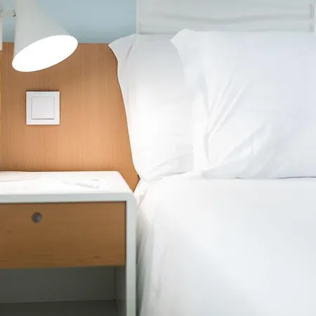 Legendary Hotel 3*