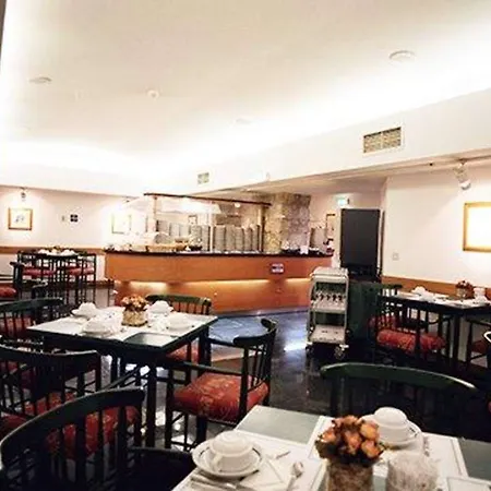 Legendary Hotel Oporto