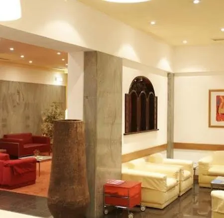 Hotel Legendary 3*