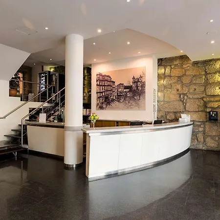 Hotel Legendary