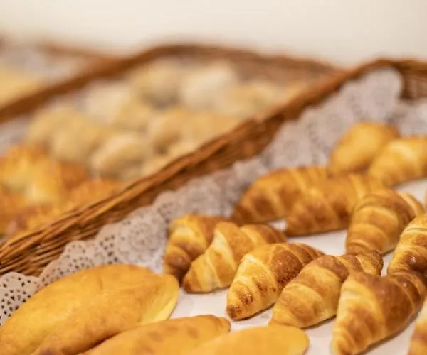 Legendary Отель